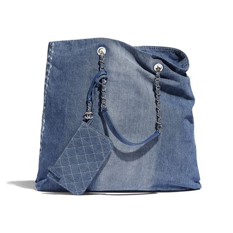 chanel sachen|Chanel denim shopping bags.